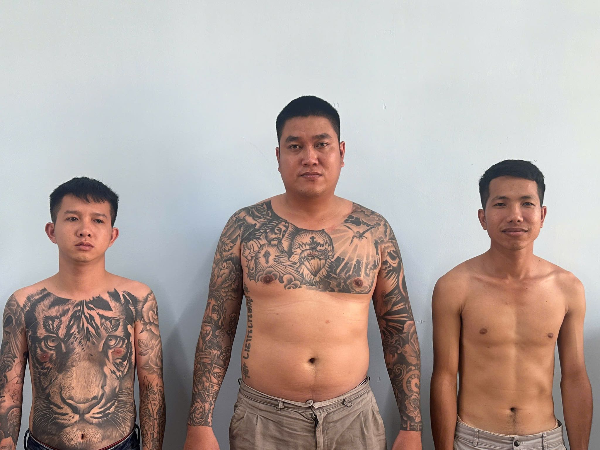 Danh tính 3 đối tượng bị bắt khẩn cấp vụ chặn xe, làm bị thương bé trai 2 tuổi ở Đồng Nai- Ảnh 1.
