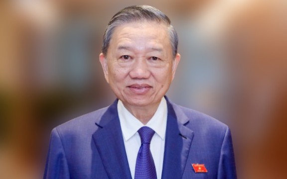 Tổng Bí thư Tô Lâm sang Lào viếng Đại tướng Khamtay Siphandone