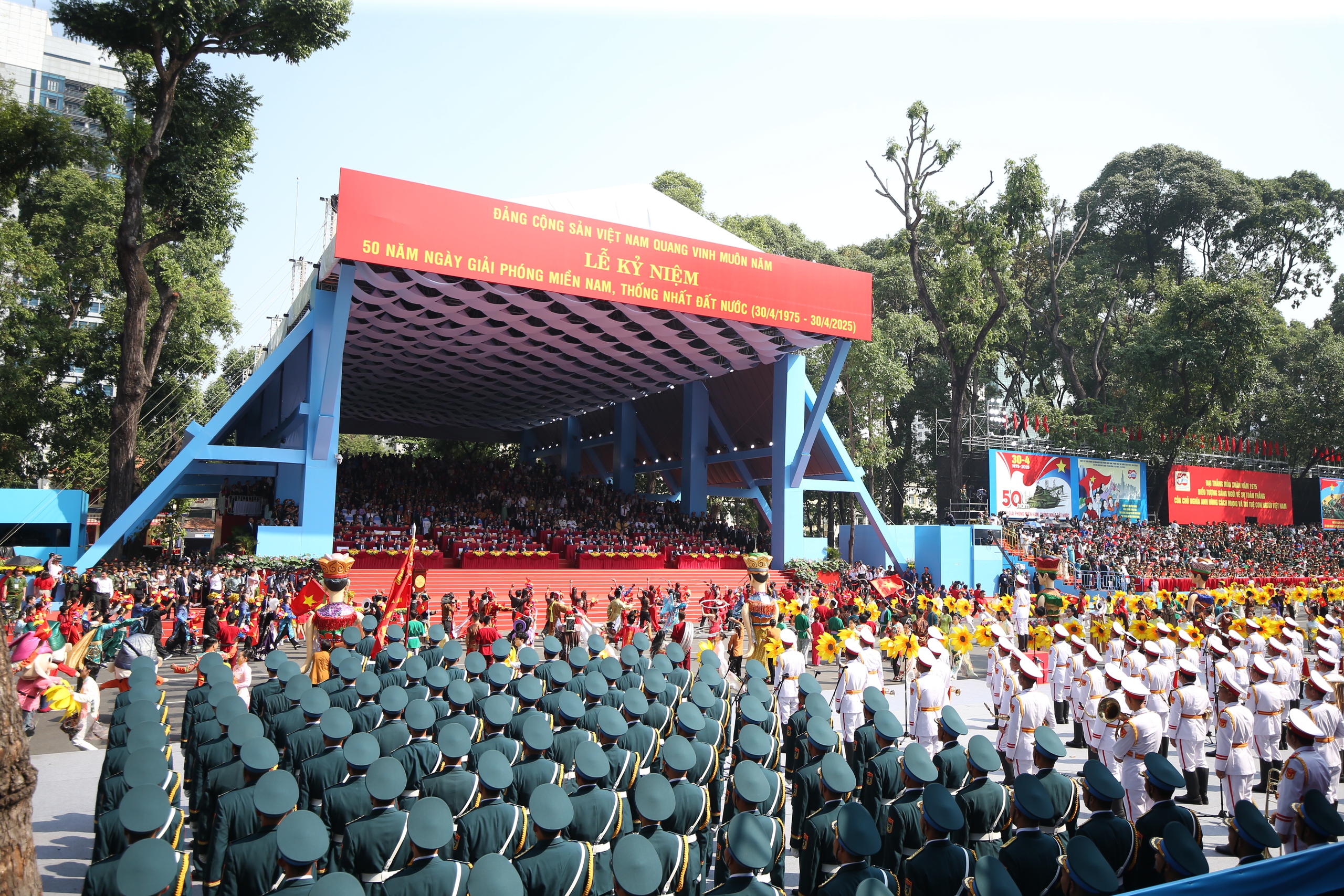 Khối diễu hành - Ảnh 30.