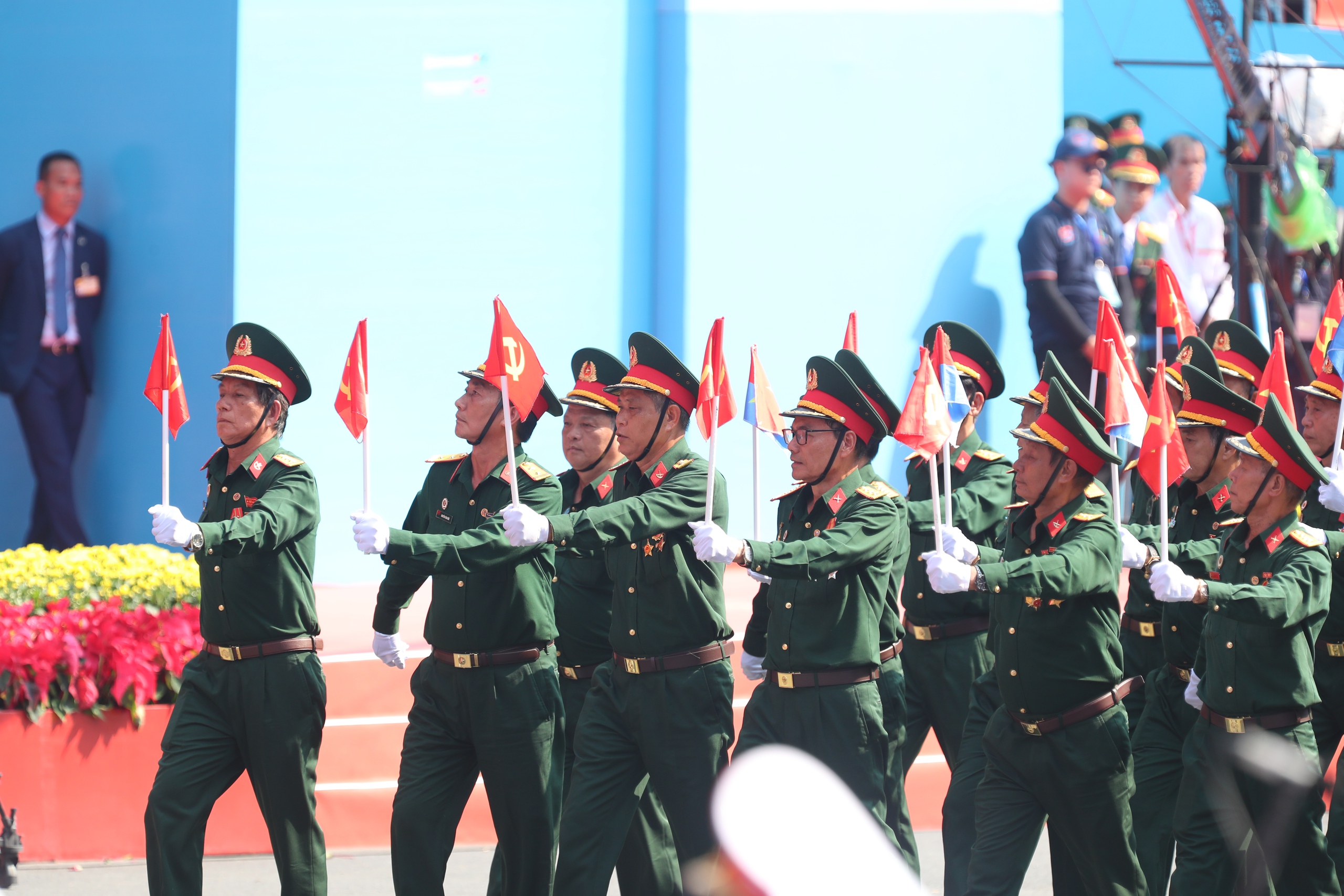 Khối diễu hành - Ảnh 7.