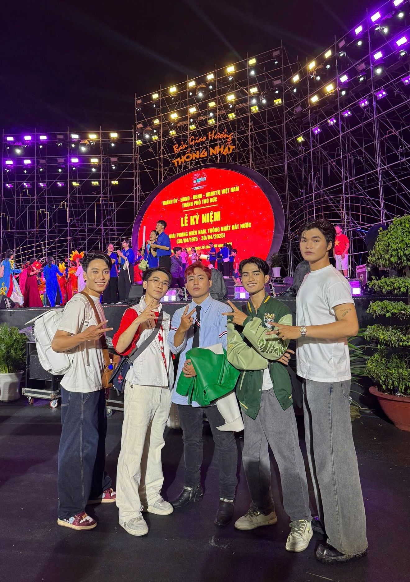 Nghệ sĩ TP HCM tự hào tham gia Lễ diễu binh, diễu hành 50 năm Thống nhất đất nước - Ảnh 7.