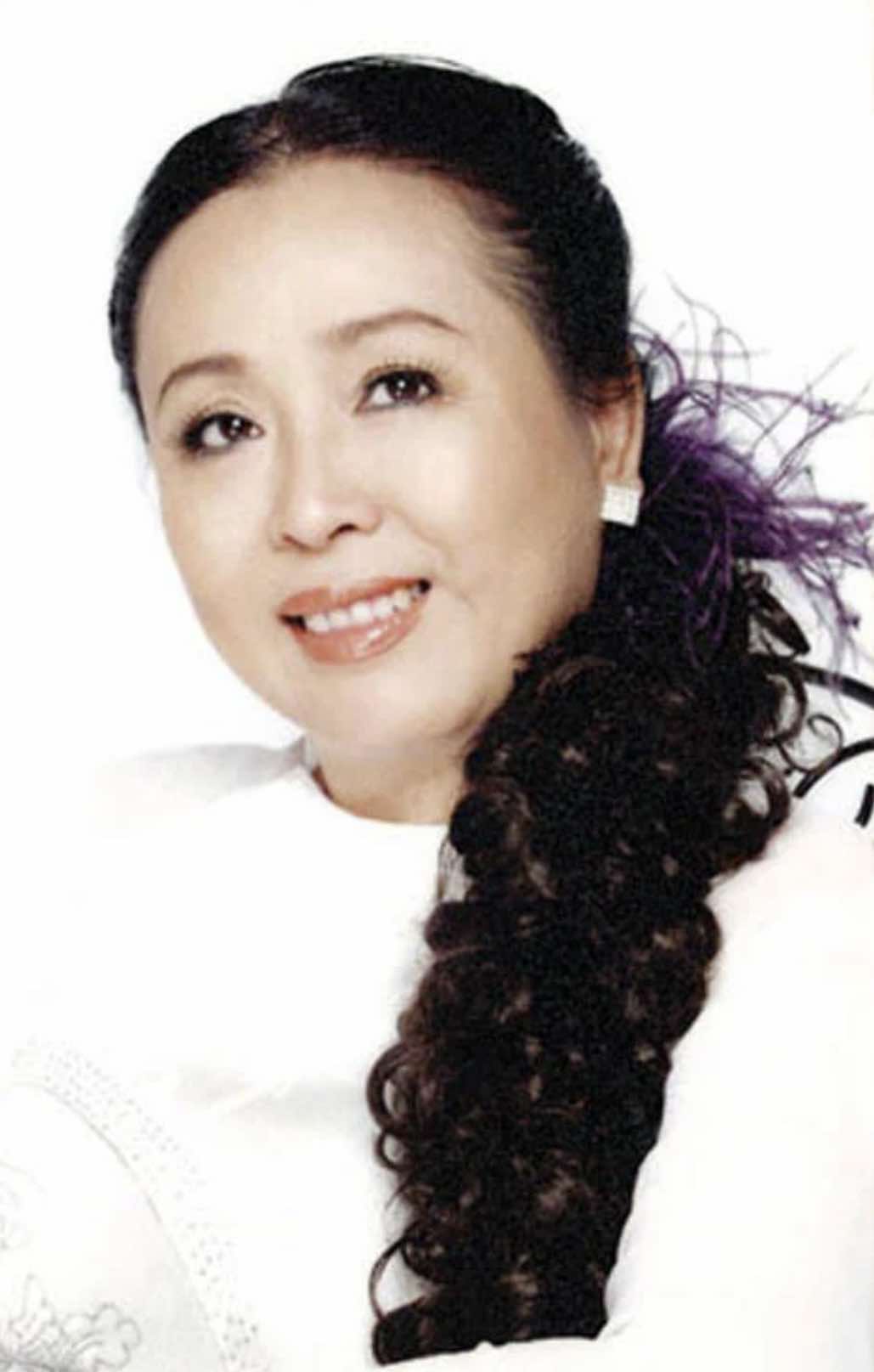 NSND Thu Hiền: "50 năm h&aacute;t cho Tổ quốc, t&ocirc;i tự h&agrave;o l&agrave; c&ocirc;ng d&acirc;n nước Việt" - Ảnh 3.