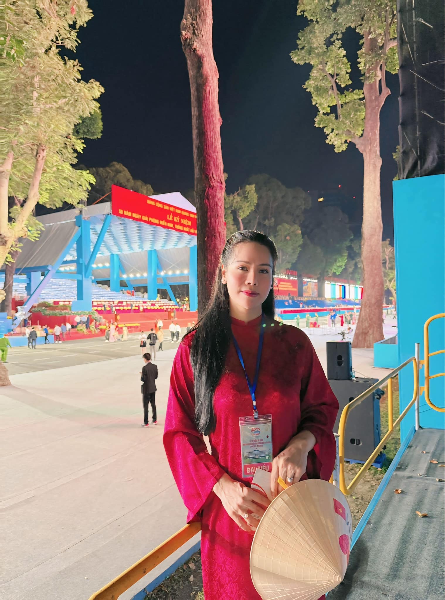 Lan Ngọc, Phương Thanh, Th&uacute;y Ng&acirc;n&hellip; hạnh ph&uacute;c sau diễu h&agrave;nh - Ảnh 15.