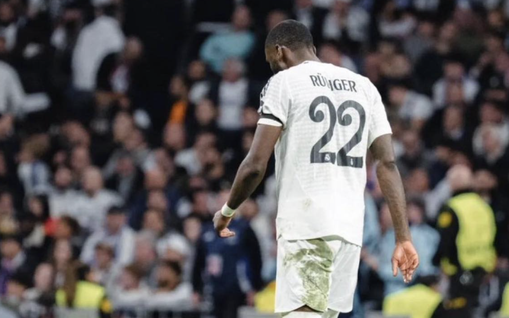 LĐBĐ Tây Ban Nha cấm 6 trận với Antonio Rudiger, xóa thẻ đỏ Beliingham