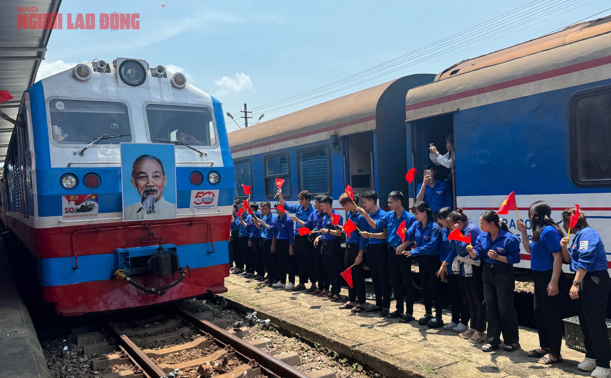 "Đoàn tàu Thống Nhất" gặp nhau tại Đà Nẵng trong ngày 30-4- Ảnh 1.