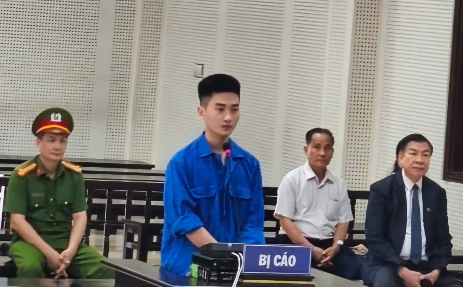 Nam nhân viên công ty đột nhập phòng làm việc, trộm hơn 1,3 tỉ đồng của ông chủ - Ảnh 1.