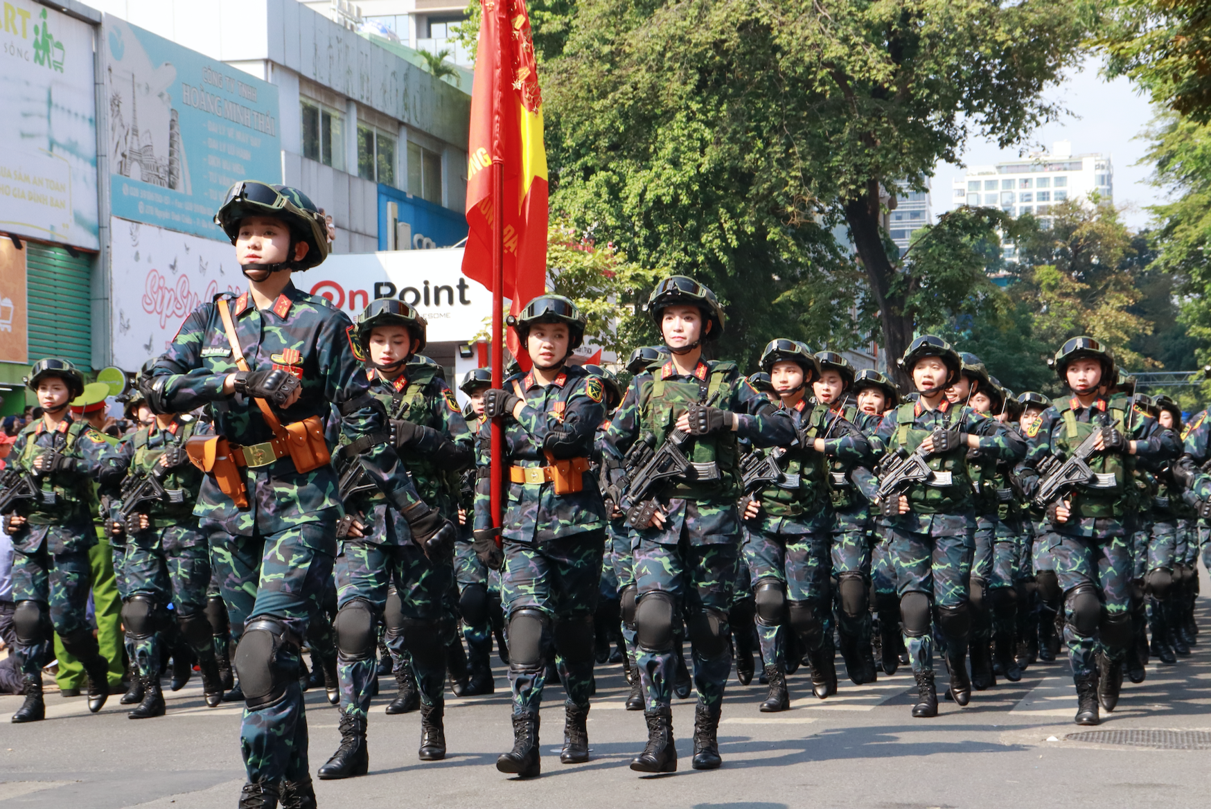 Đại lễ 30-4: Cận cảnh 8 khối hướng 3 đi trong v&ograve;ng tay nh&acirc;n d&acirc;n- Ảnh 11.