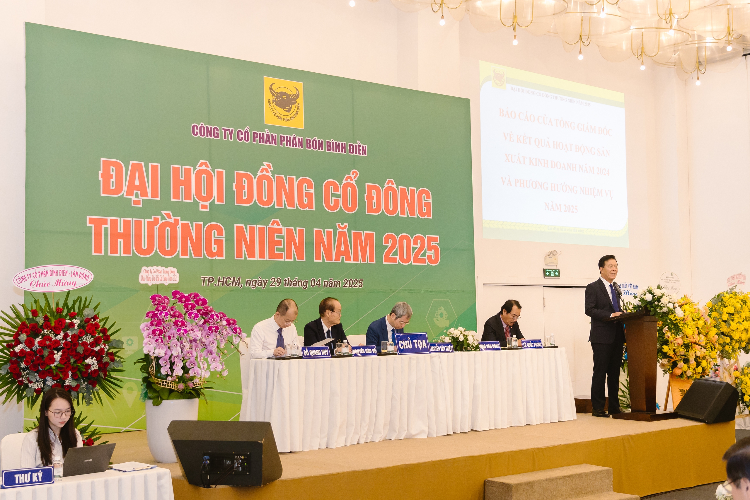 Bạn hàng và người nông dân góp phần tạo nên công thức thành công cho doanh nghiệp - Ảnh 3.