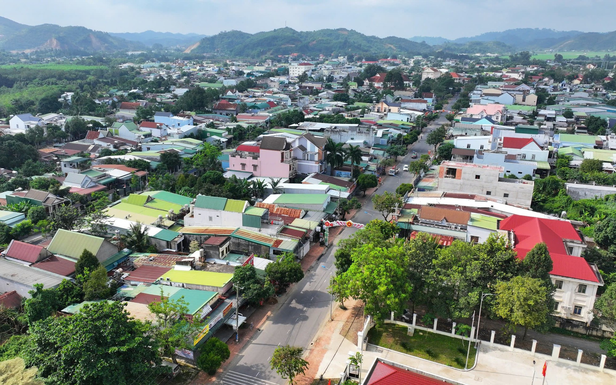 Đại gia Lê Phước Vũ muốn chuyển dự án giáo dục thành du lịch sức khỏe