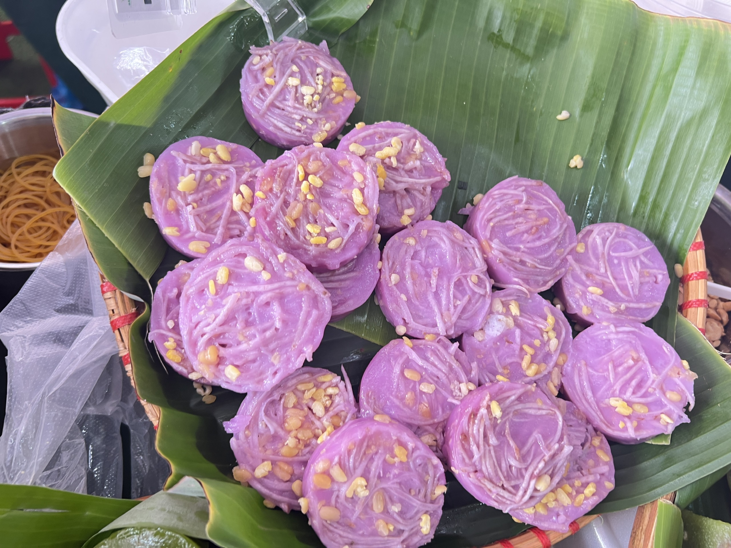 CLIP: Lễ hội Bánh dân gian Nam Bộ đông nghẹt thực khách- Ảnh 17.
