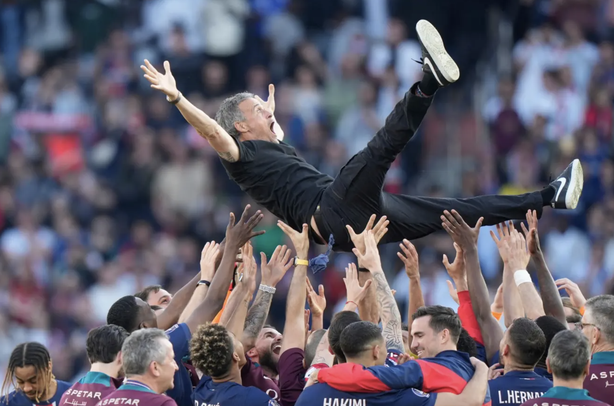 V&ocirc; địch sớm 6 v&ograve;ng, PSG đăng quang lần thứ 13 tại Ligue 1- Ảnh 4.