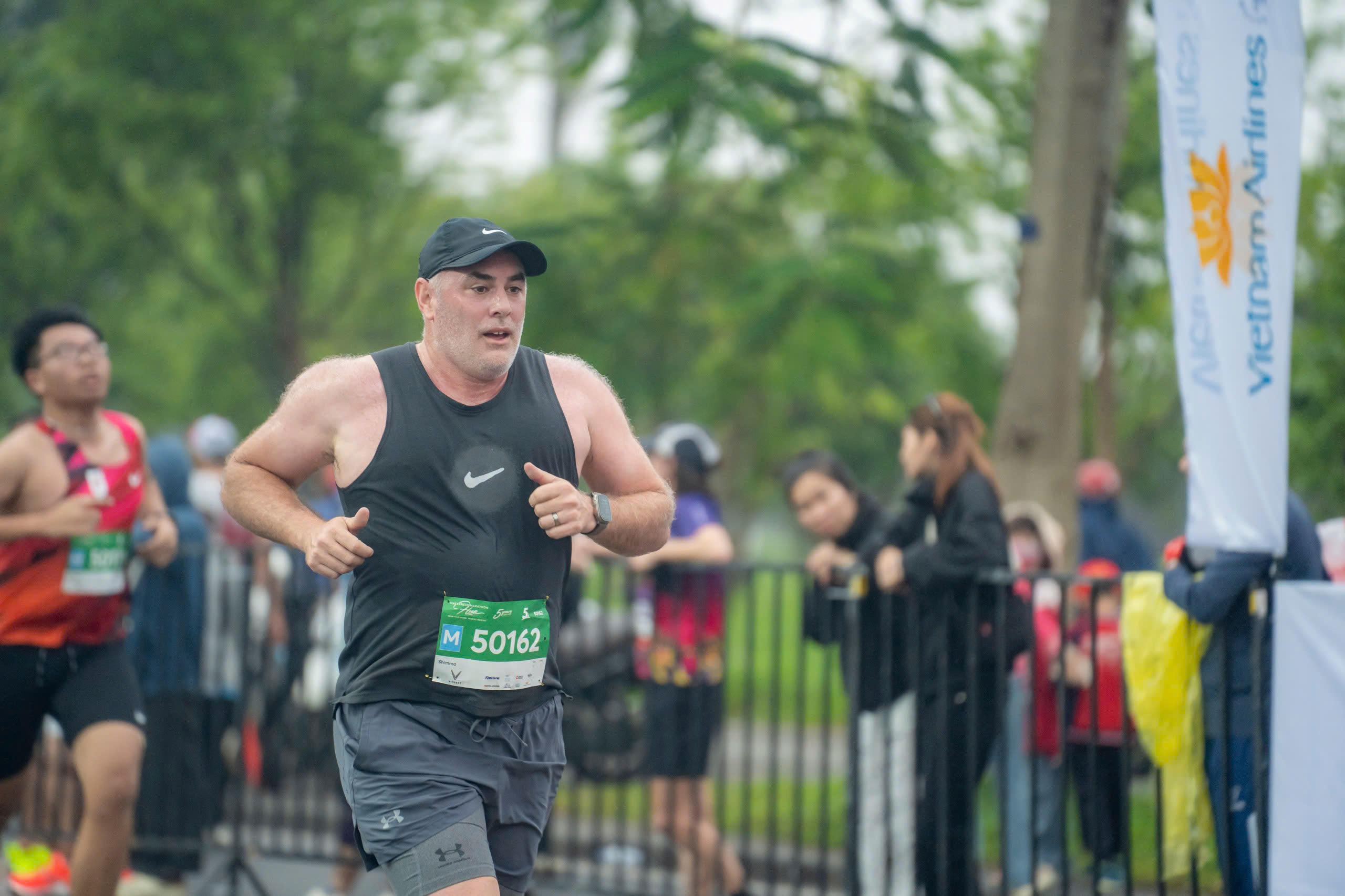 H&igrave;nh ảnh độc, lạ tại Giải Marathon Hue 2025- Ảnh 4.