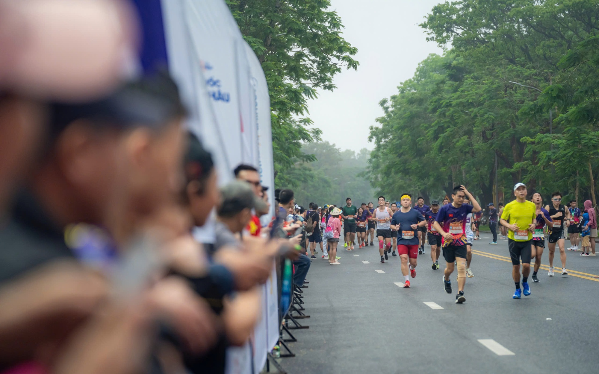 Hình ảnh độc, lạ tại Giải Marathon Hue 2025