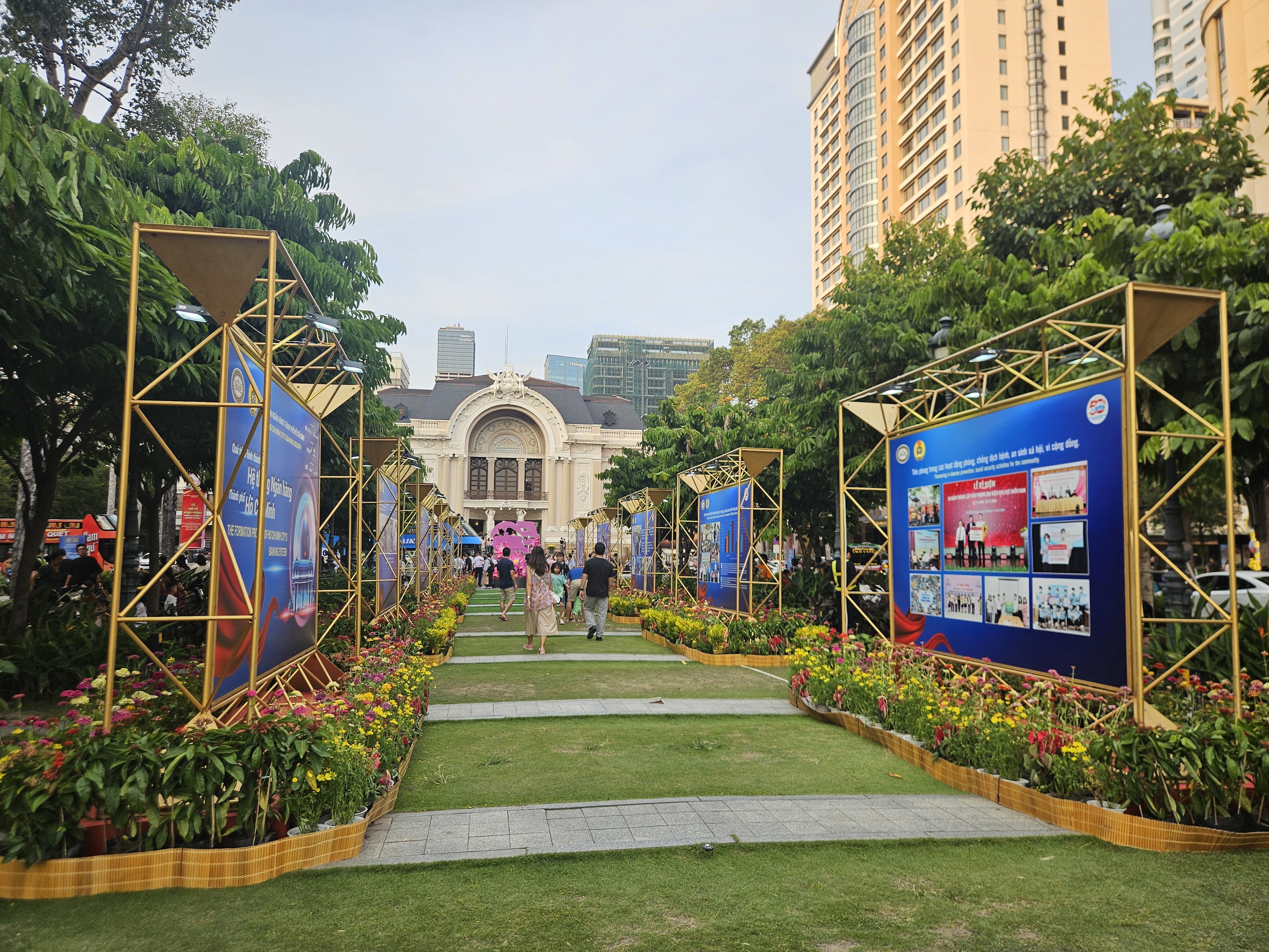 Chi&ecirc;m ngưỡng h&igrave;nh ảnh về bộ tiền đầu ti&ecirc;n trong thời kỳ đất nước thống nhất- Ảnh 14.