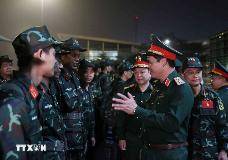 Lực lượng cứu hộ hoàn thành nhiệm vụ tại Myanmar, về nước an toàn- Ảnh 1.