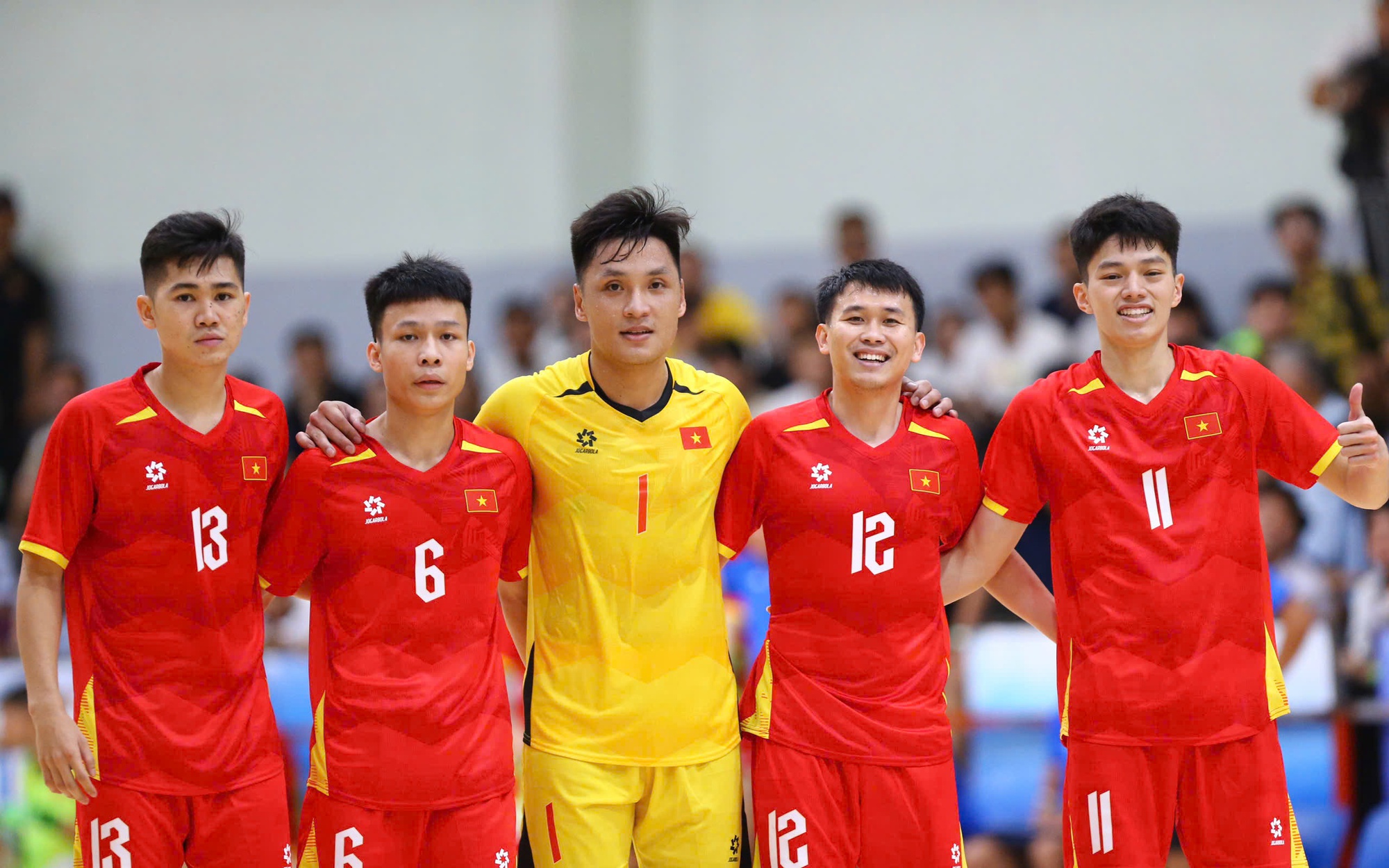 Futsal Việt Nam thắng 2-1 Ả Rập Saudi