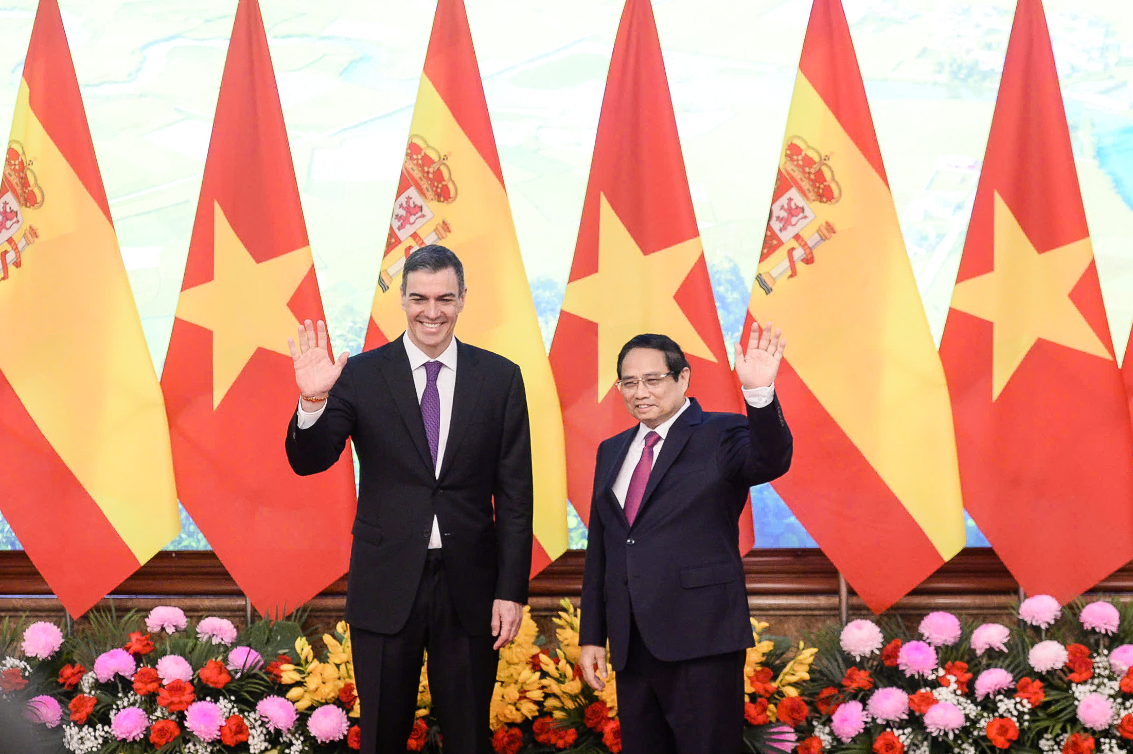 Thủ tướng Phạm Minh Chính chủ trì Lễ đón Thủ tướng Tây Ban Nha- Ảnh 11.