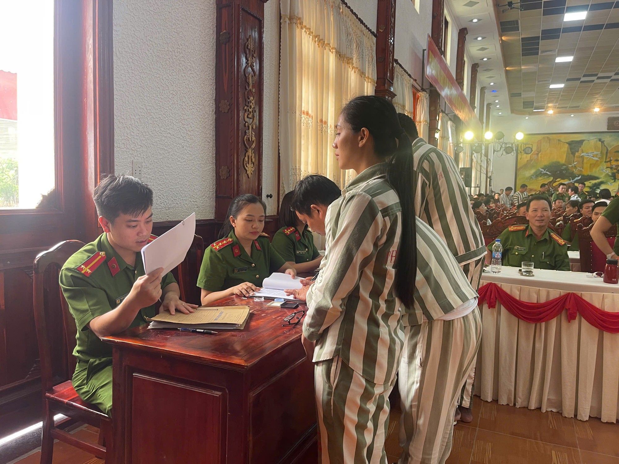 Trại giam lớn nhất nước c&ocirc;ng bố đặc x&aacute; 276 phạm nh&acirc;n, c&oacute; 15 người nước ngo&agrave;i- Ảnh 2.