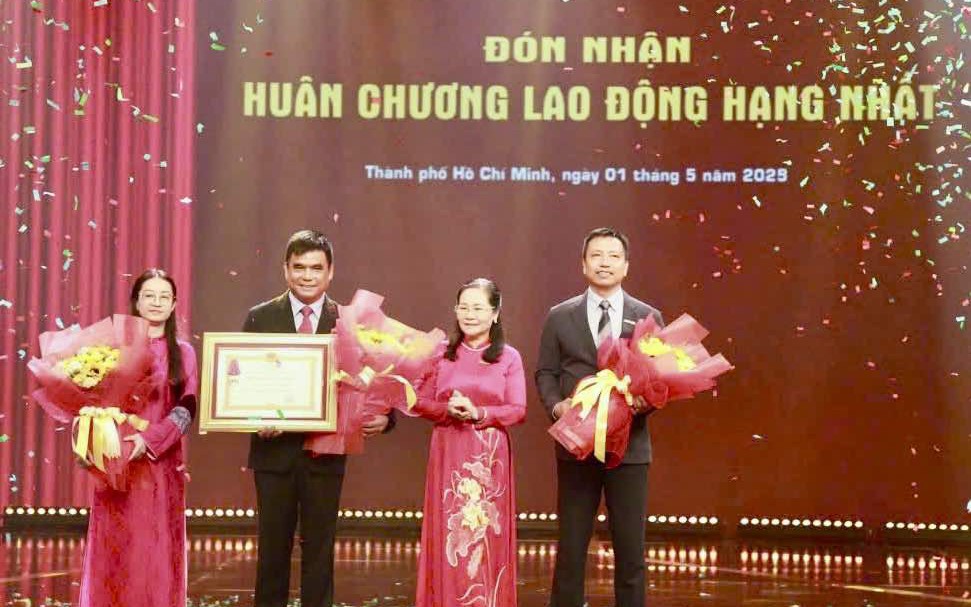 MC Tấn T&agrave;i, Quỳnh Tr&acirc;m &ndash; bộ đ&ocirc;i tạo dấu ấn đẹp - Ảnh 4.