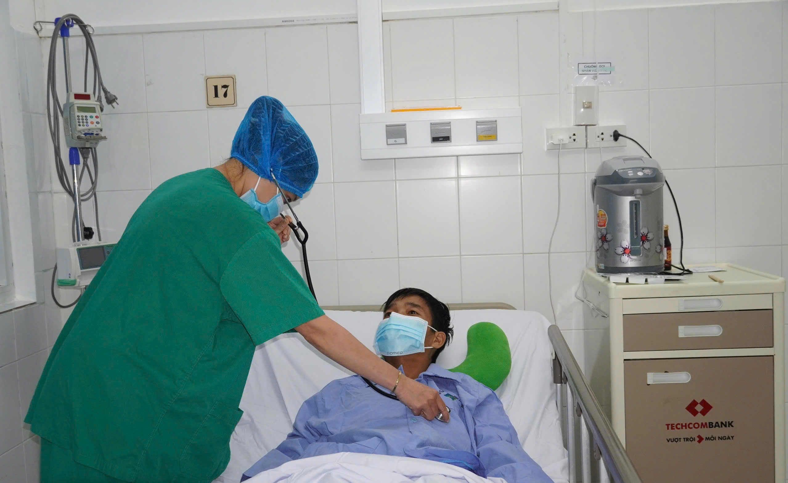 Một bệnh viện ở miền T&acirc;y thực hiện th&agrave;nh c&ocirc;ng 10 ca gh&eacute;p thận - Ảnh 4.