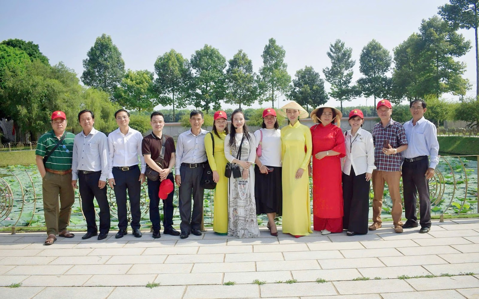 Hành động ý nghĩa của hoa hậu Nguyễn Ngọc Hiếu
