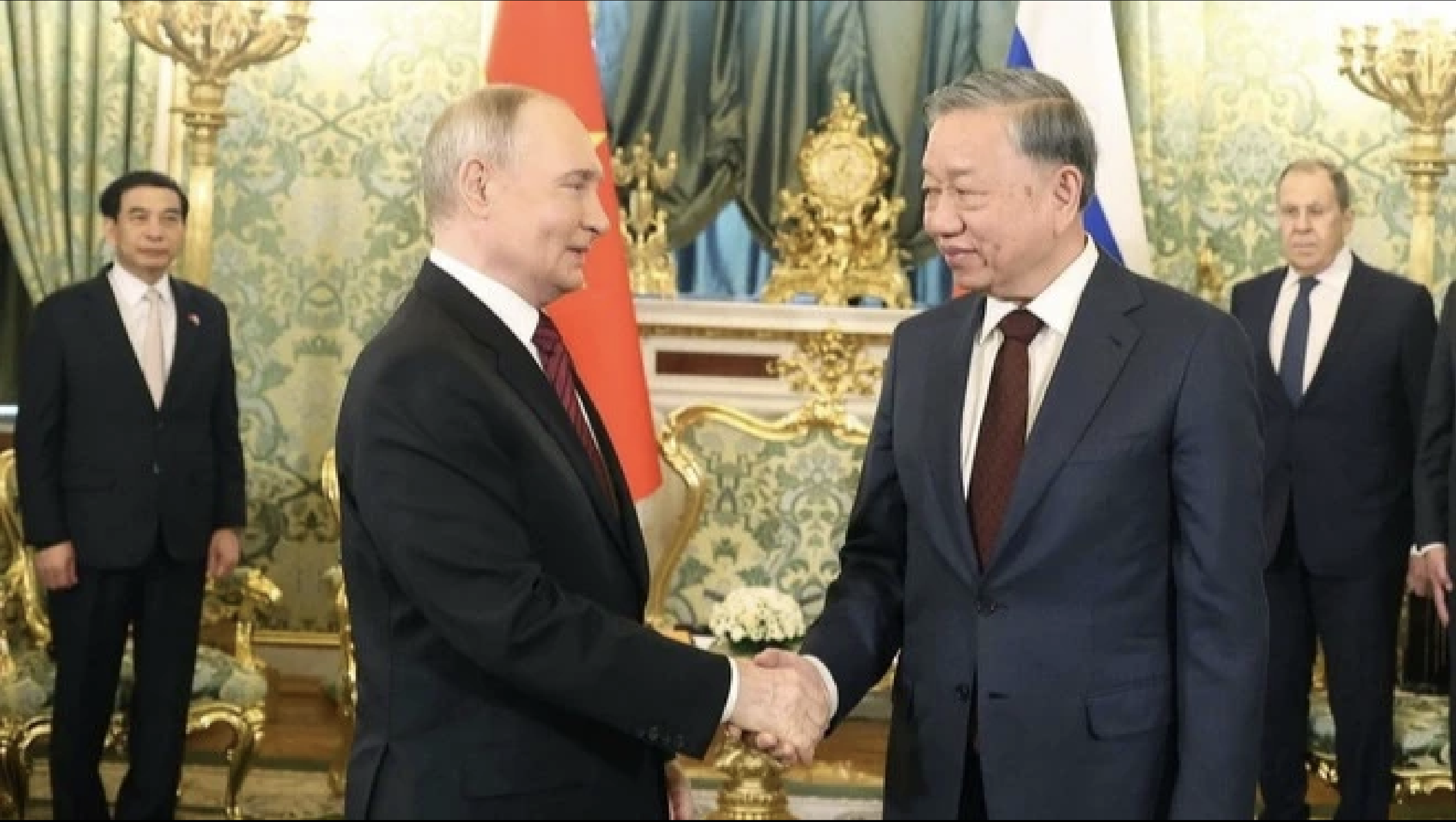 Tổng Bí thư Tô Lâm hội đàm hẹp với Tổng thống Nga Vladimir Putin- Ảnh 2.