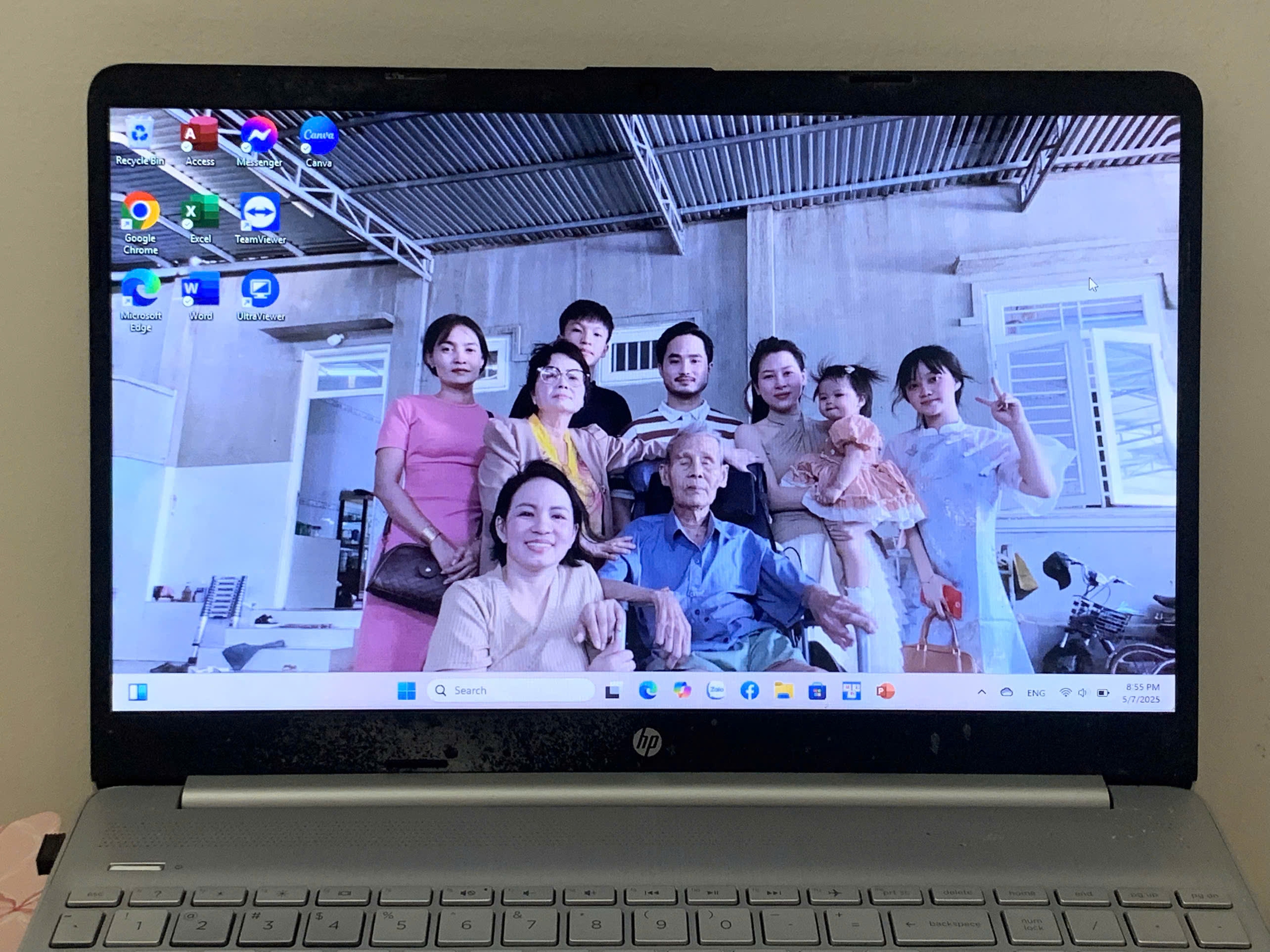 Điểm tựa quý giá - Ảnh 2.