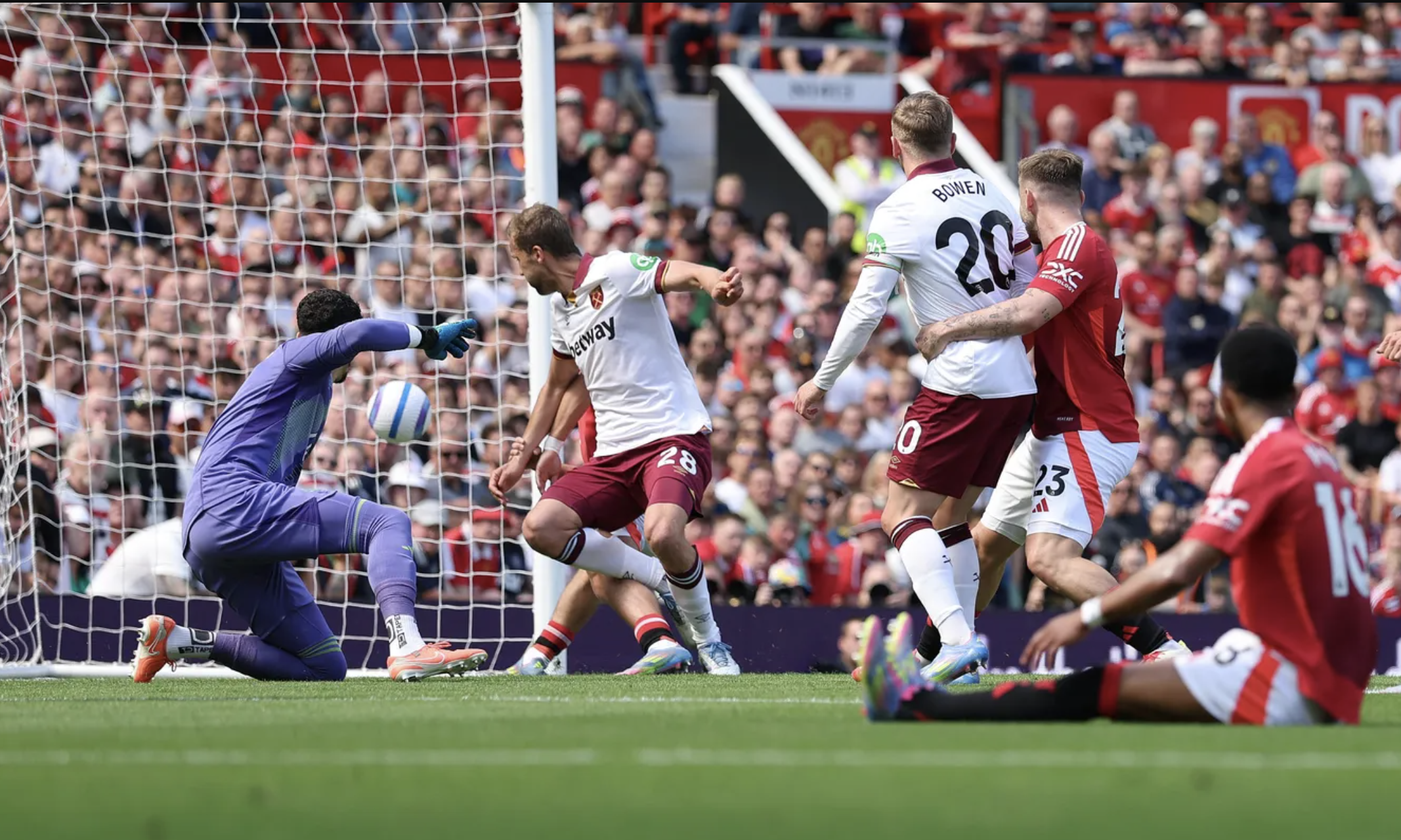 Ngoại hạng Anh: Arsenal, Newcastle h&acirc;m n&oacute;ng cuộc đua Top 5- Ảnh 8.