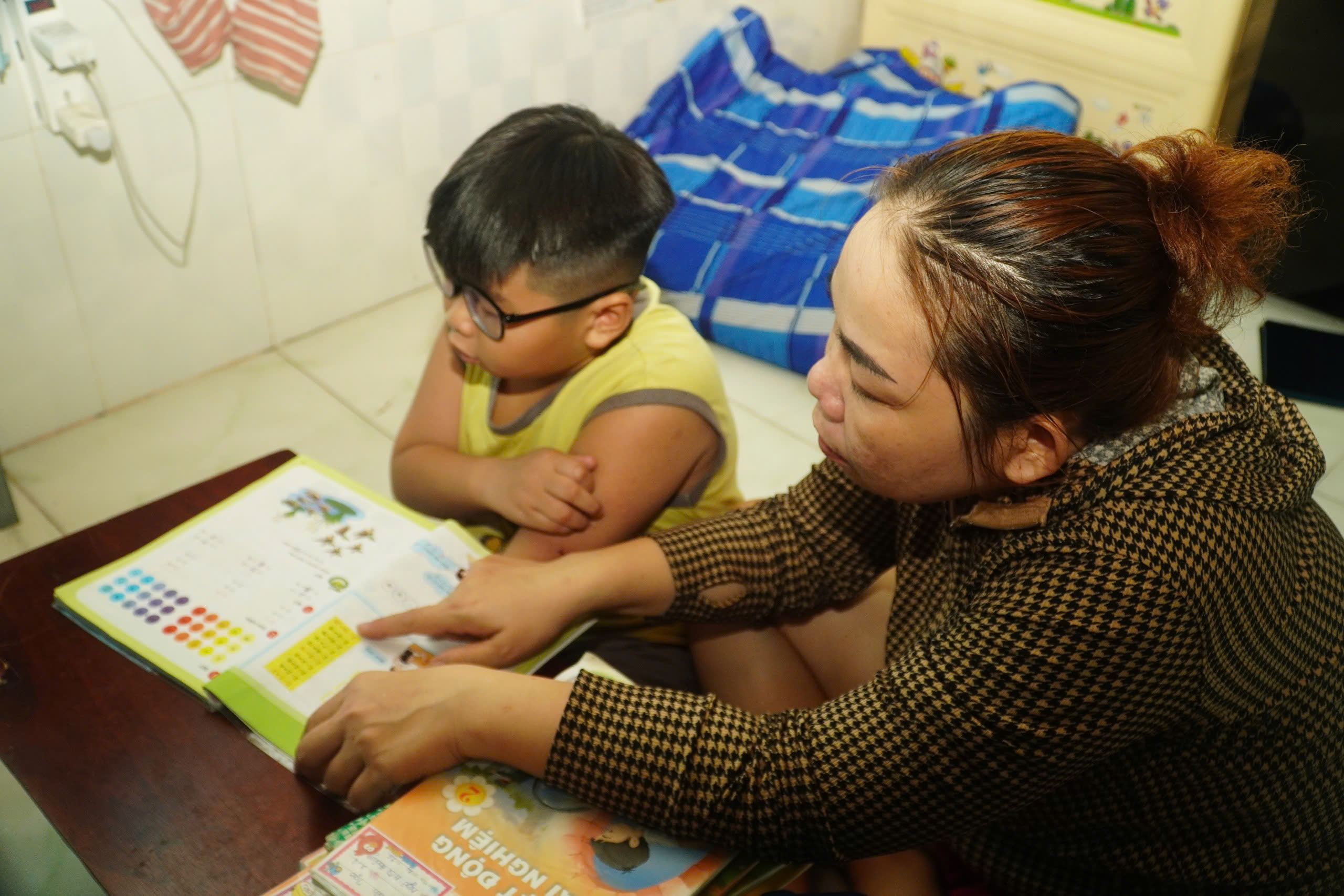 TP HCM hỗ trợ giá điện, nước cho người thuê trọ: Công nhân mừng rỡ vì bớt gánh nặng chi phí- Ảnh 2.
