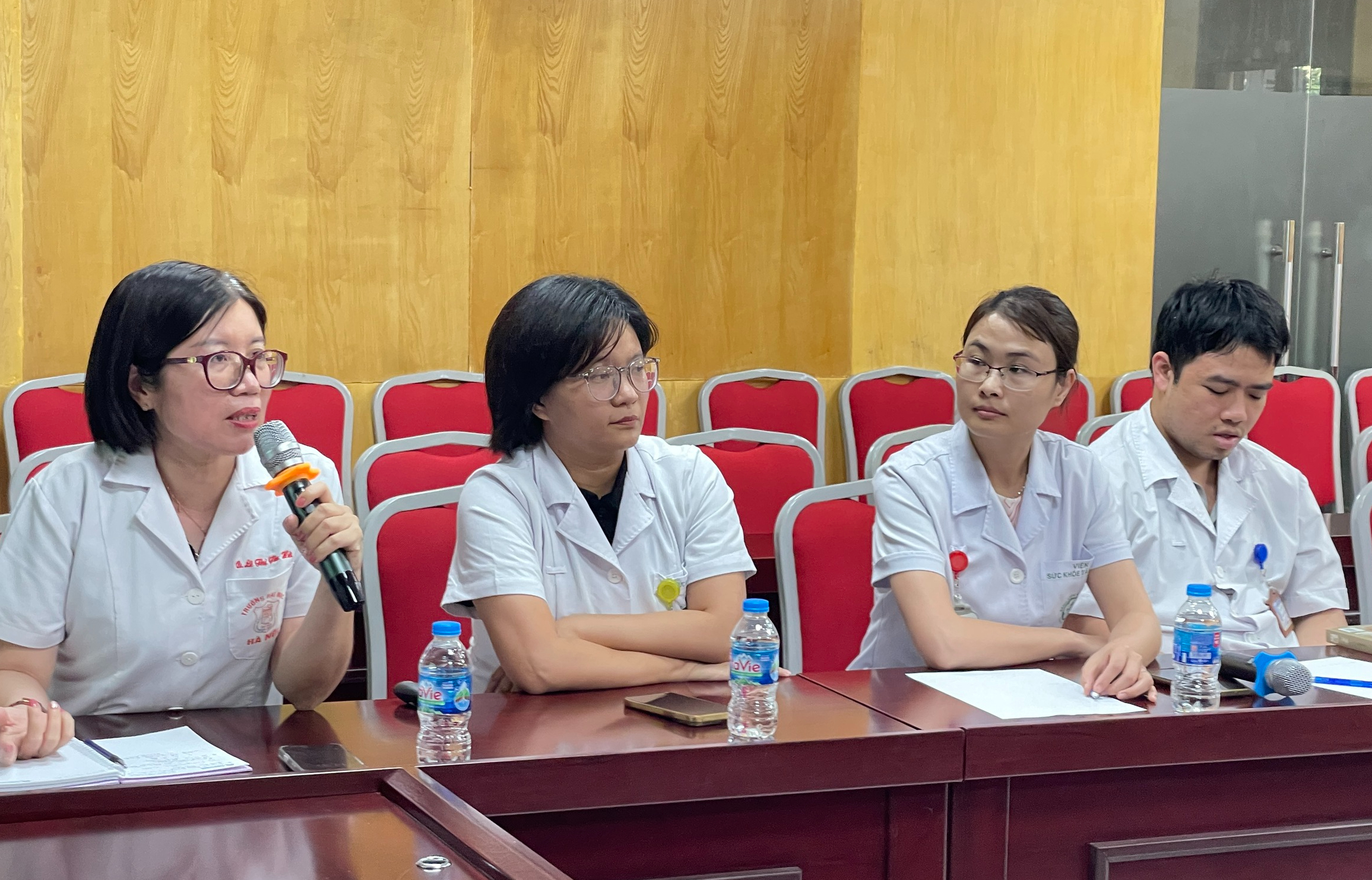 Nghiện chứng kho&aacute;n, người phụ nữ phải điều trị t&acirc;m thần- Ảnh 1.