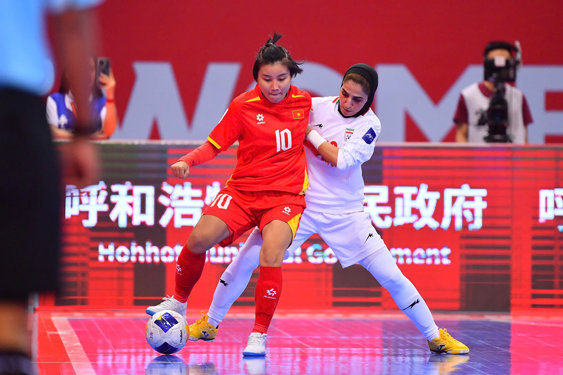Tuyển futsal nữ và thách thức ở tứ kết - Ảnh 1.