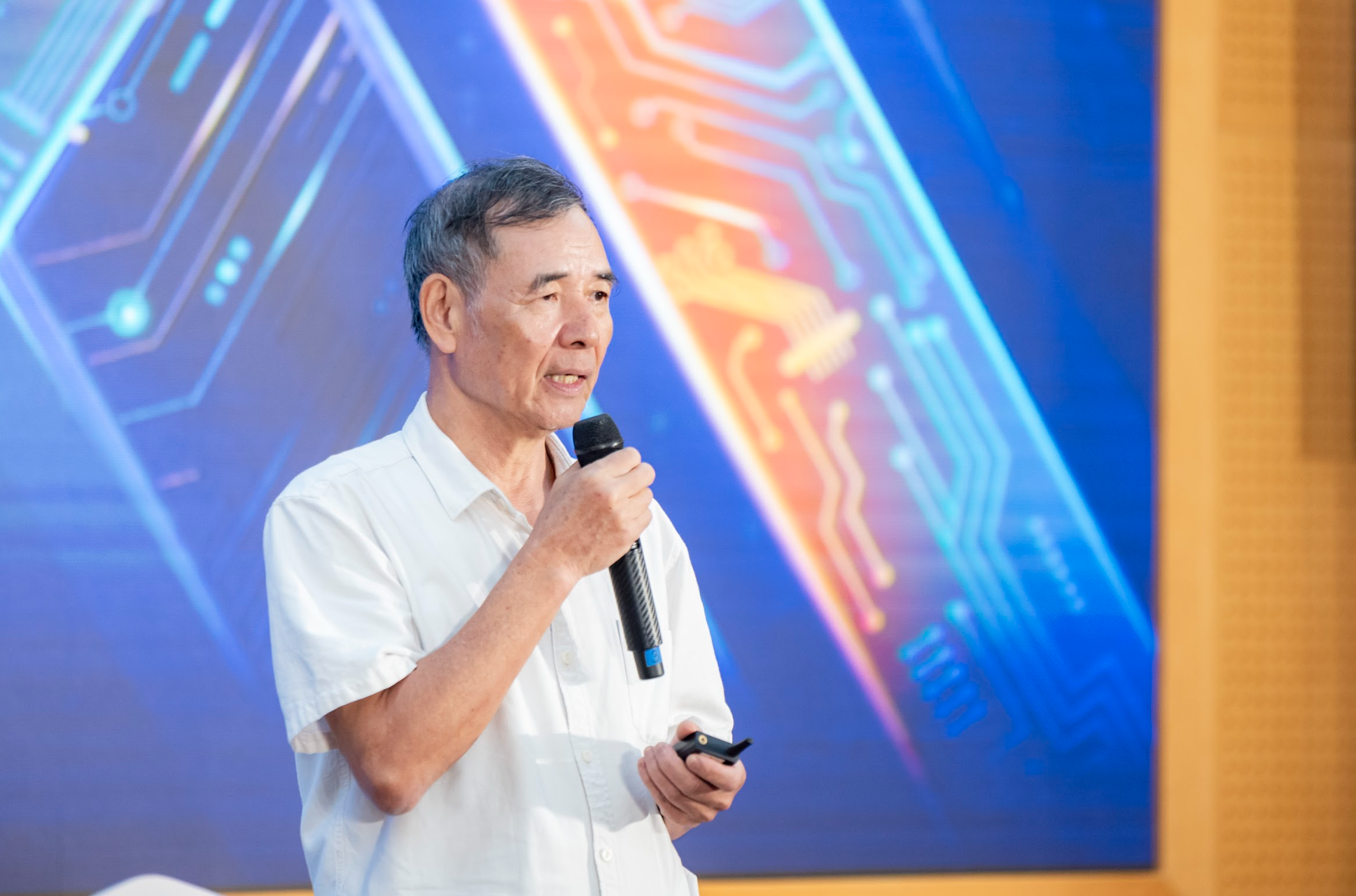 Trường ĐH FPT bổ sung chương tr&igrave;nh đ&agrave;o tạo lực lượng dự bị chiến lược thực thi Nghị quyết 57/NQ-TW- Ảnh 1.