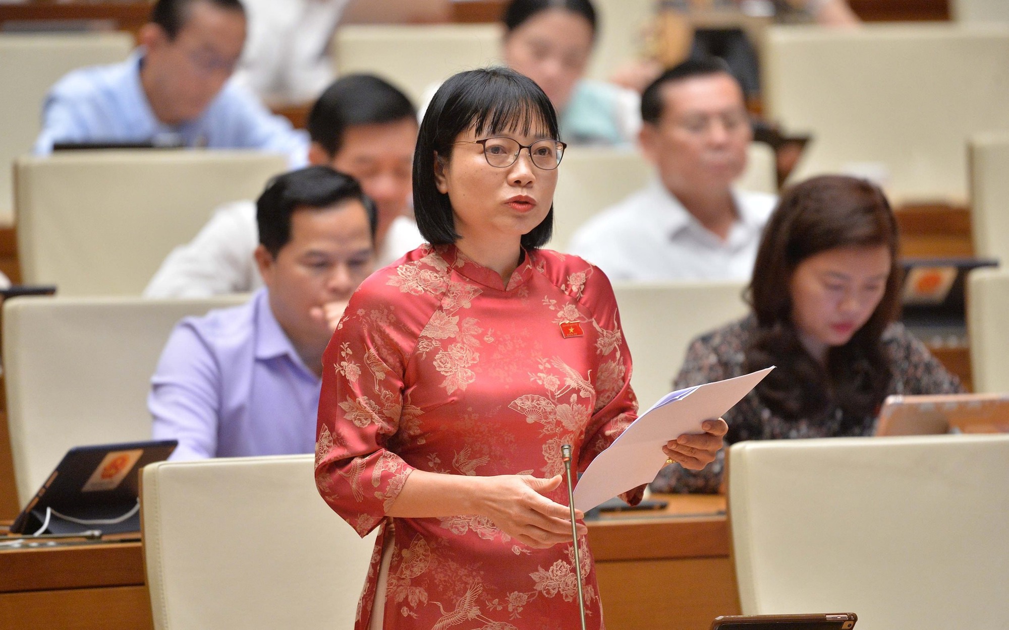 Đại biểu Quốc hội lo ngại "chấp nhận rủi ro" trong nghiên cứu khoa học bị lạm dụng