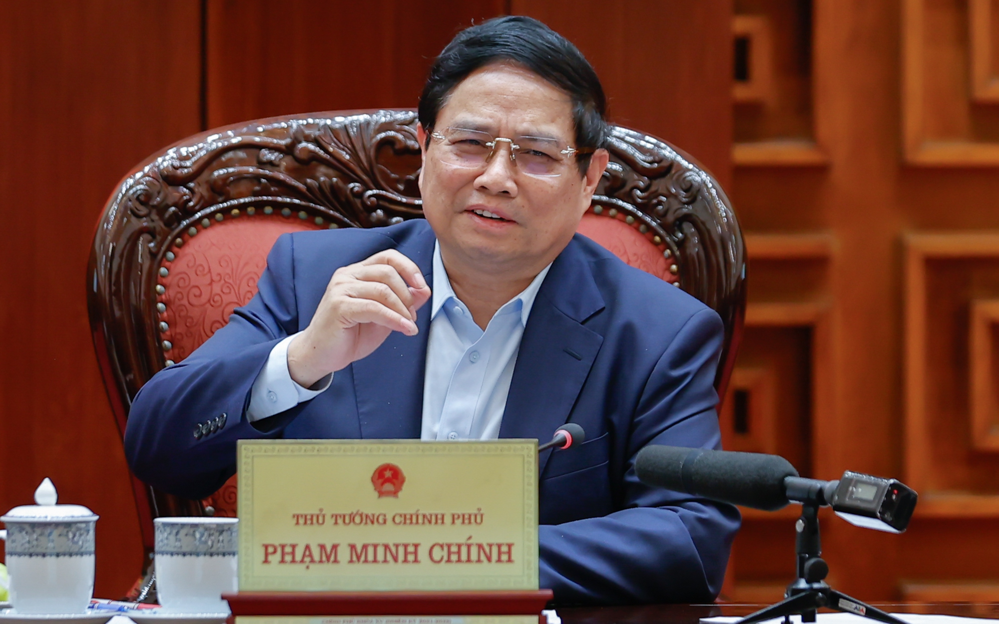 Thủ tướng yêu cầu có đủ nguồn chi trả chế độ cho cán bộ, công chức khi sắp xếp bộ máy