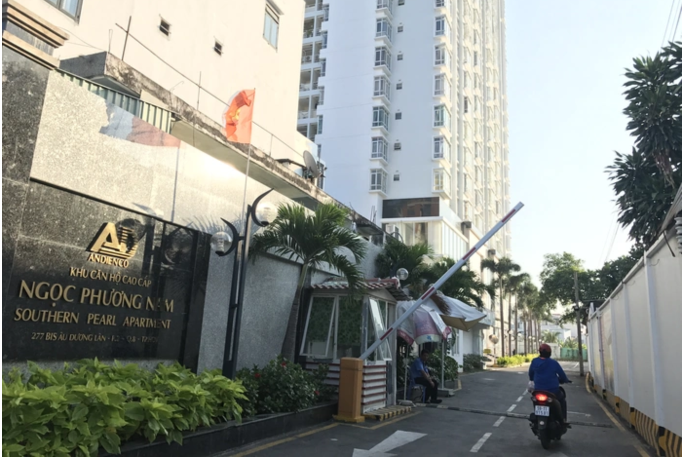 Chủ tịch UBND TP HCM chỉ đạo xử l&yacute; l&ugrave;m x&ugrave;m tại chung cư Vi&ecirc;n Ngọc Phương Nam- Ảnh 1.