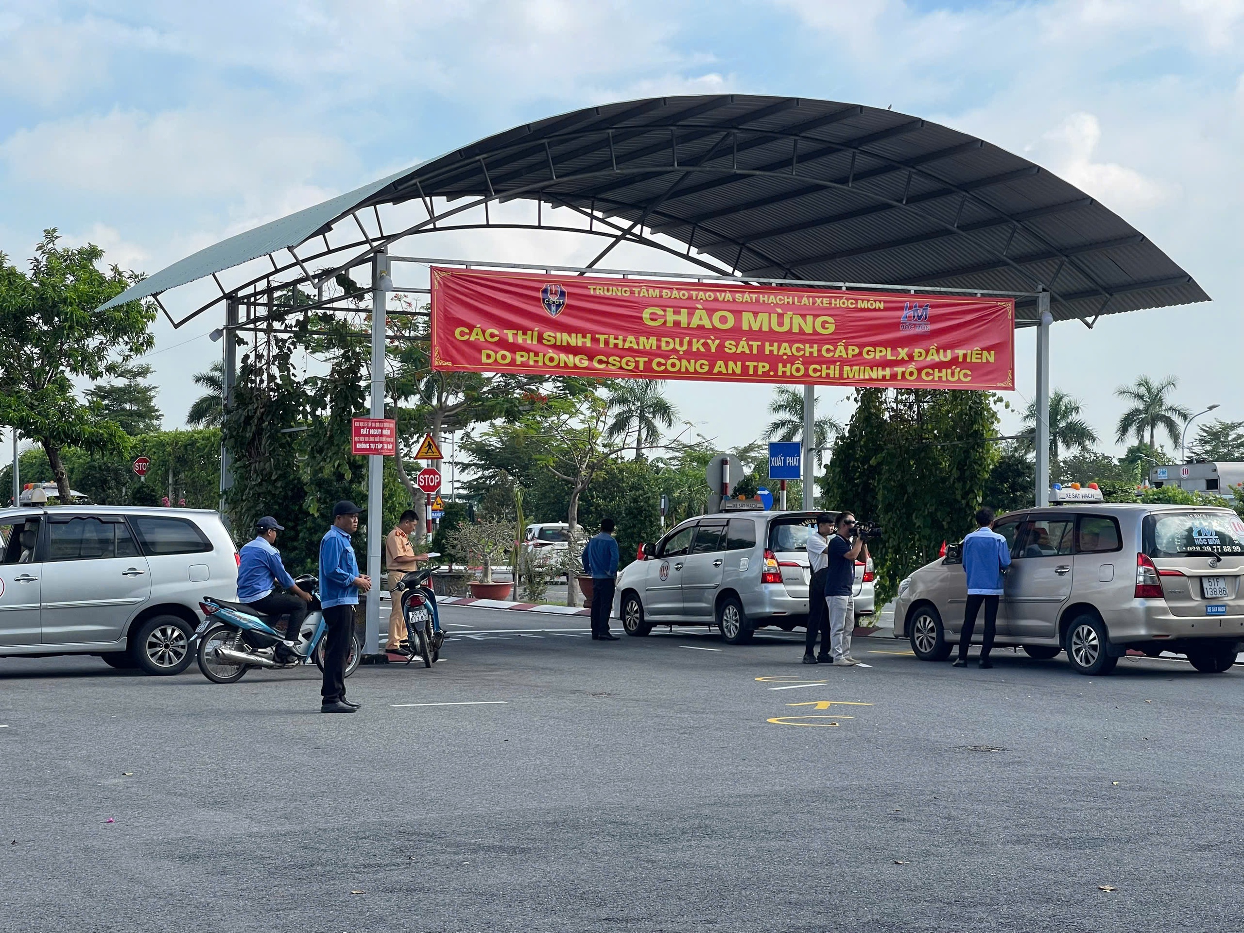TP HCM: Tin vui cho người d&acirc;n quan t&acirc;m đến s&aacute;t hạch, cấp giấy ph&eacute;p l&aacute;i xe - Ảnh 1.
