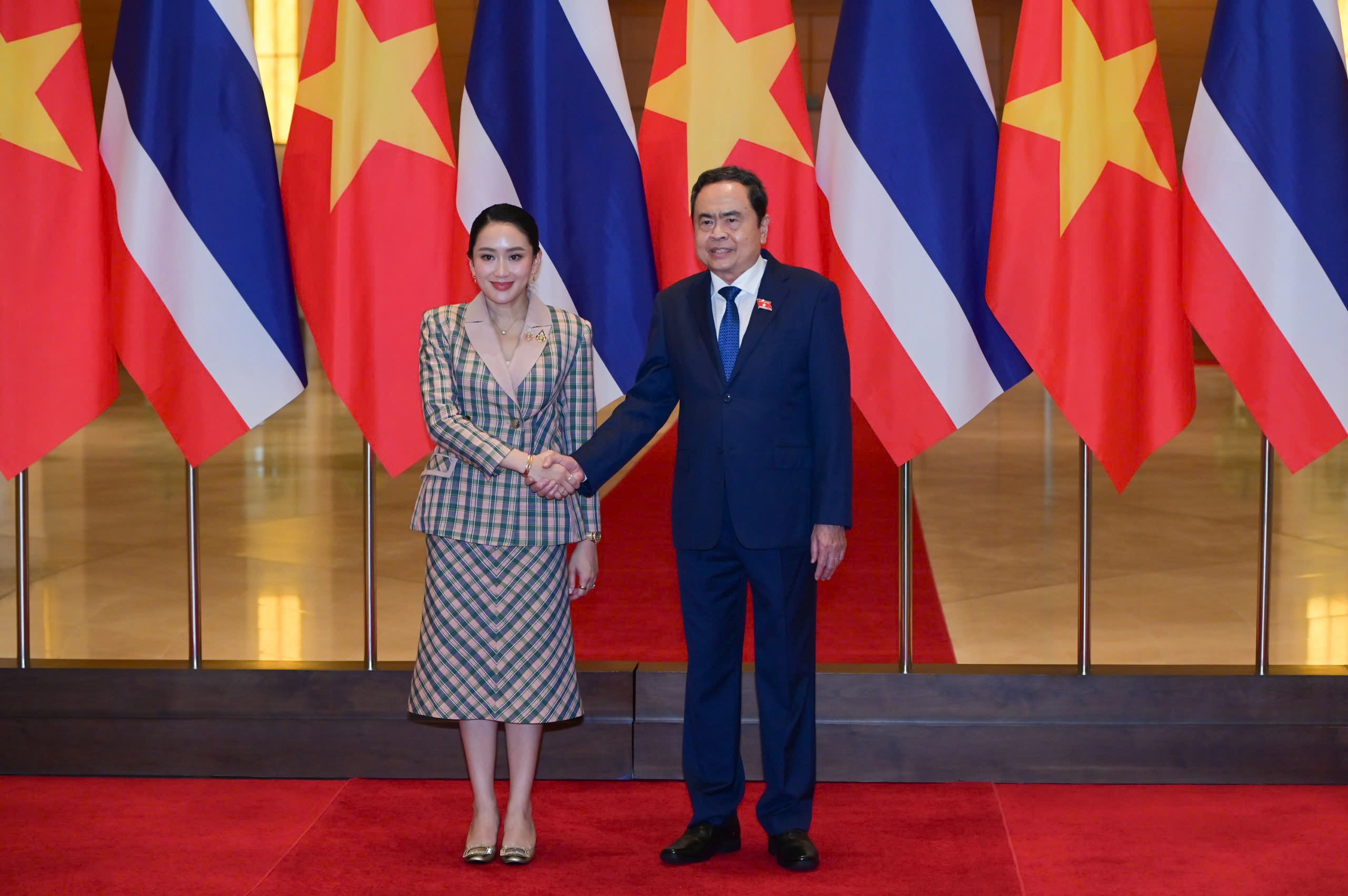 Chủ tịch Quốc hội Trần Thanh Mẫn hội kiến Thủ tướng Thái Lan- Ảnh 3.