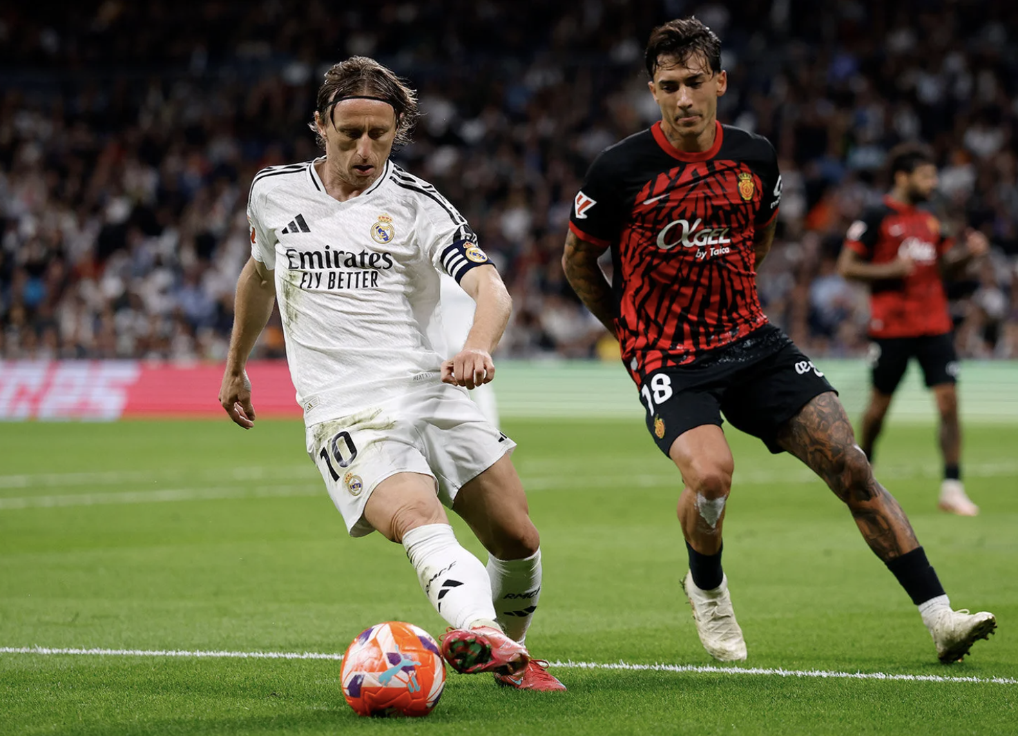 Sao trẻ lập c&ocirc;ng, Real Madrid n&iacute;u giữ hy vọng đua tranh La Liga - Ảnh 1.