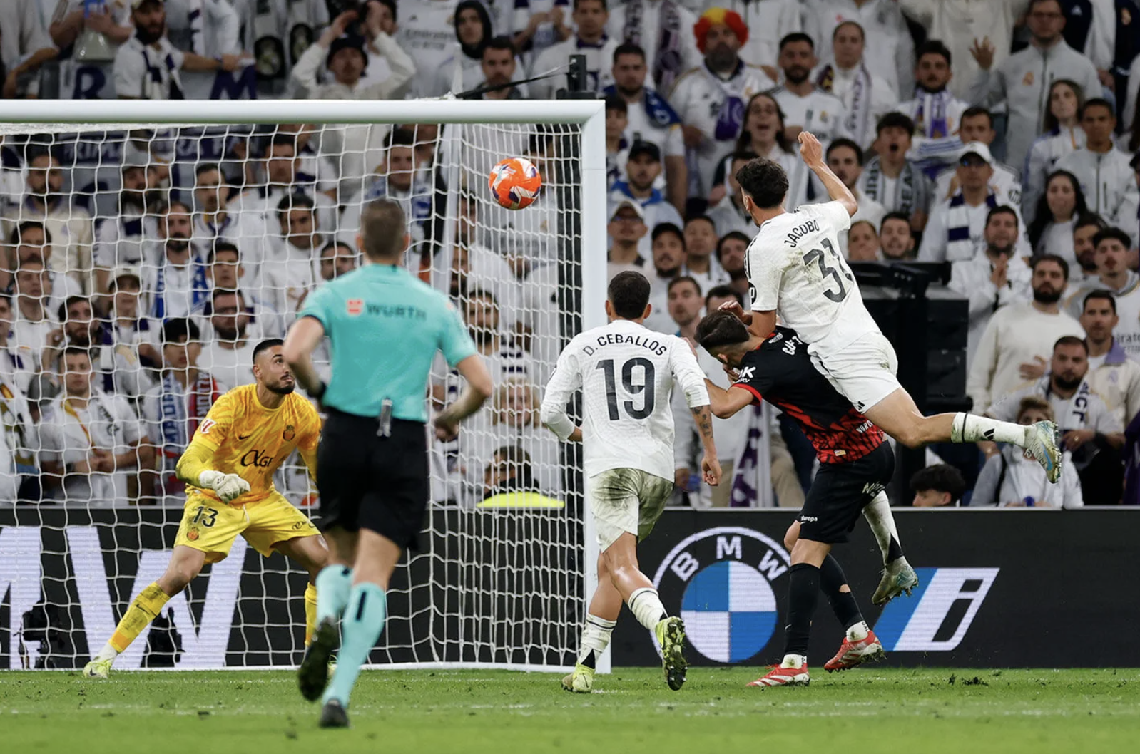 Sao trẻ lập c&ocirc;ng, Real Madrid n&iacute;u giữ hy vọng đua tranh La Liga - Ảnh 5.
