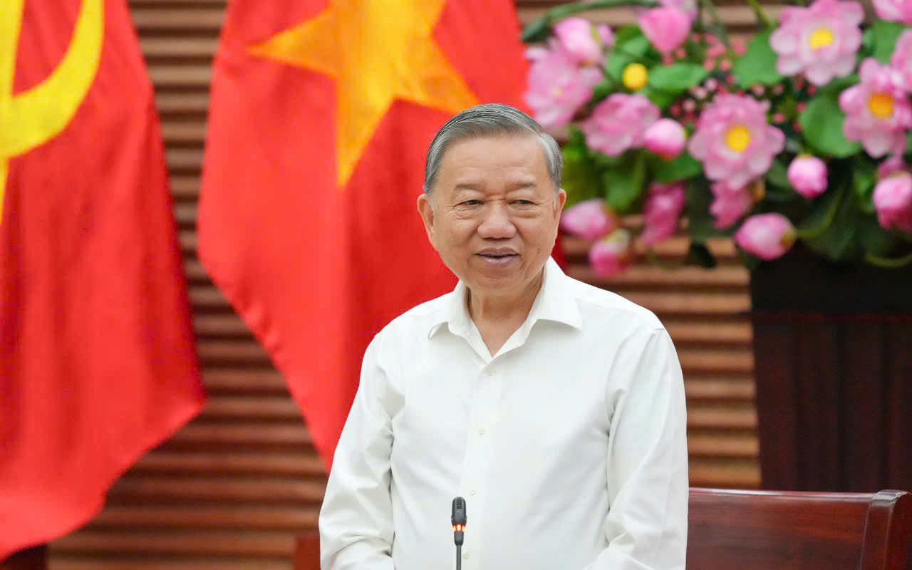 Tổng Bí thư Tô Lâm dự khai mạc Lễ hội Làng Sen và khánh thành Tượng đài Bác Hồ về thăm quê- Ảnh 2.