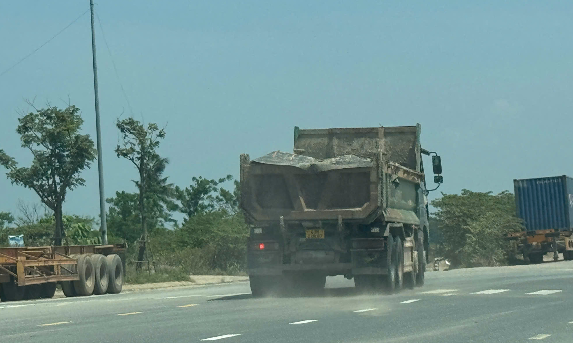Đà Nẵng: Tạm dừng tiếp nhận chất thải vào bãi tập kết Hòa Xuân- Ảnh 2.