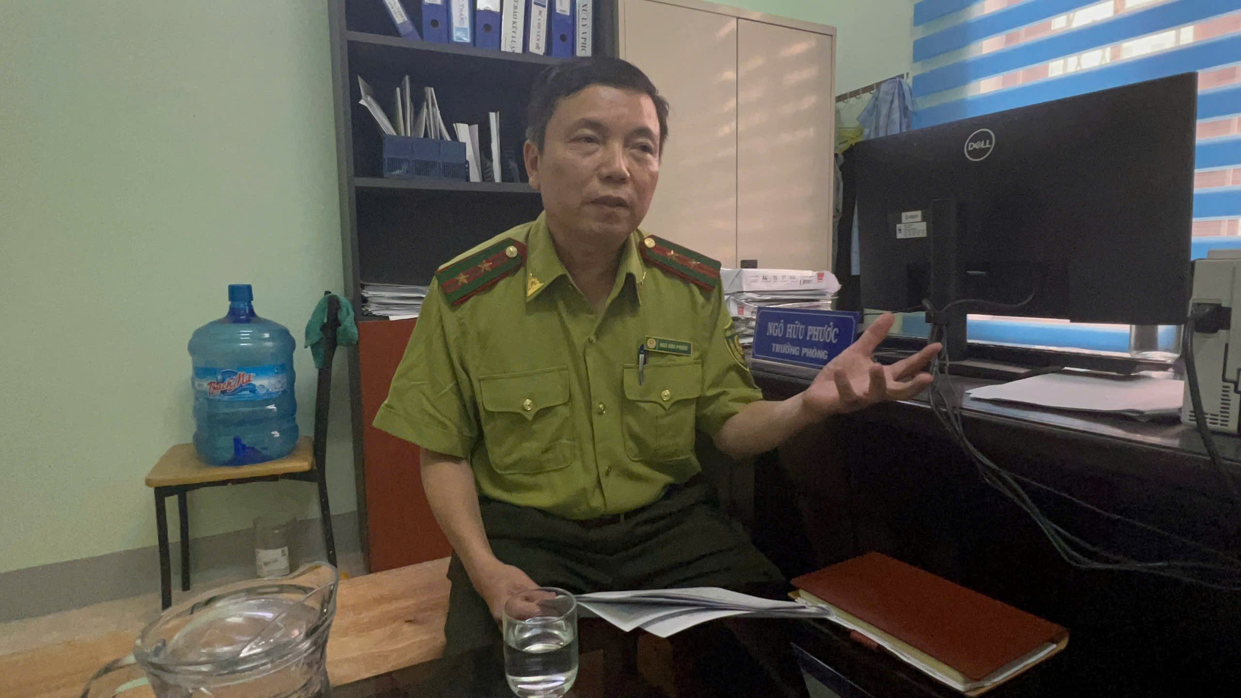 Chim nu&ocirc;i l&acirc;u ng&agrave;y l&agrave;m sao chứng minh nguồn gốc hợp ph&aacute;p để được mang theo khi uống c&agrave; ph&ecirc;?- Ảnh 1.