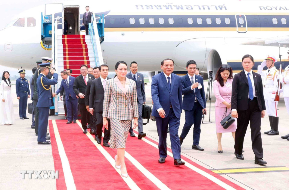 Thủ tướng Th&aacute;i Lan Paetongtarn Shinawatra bắt đầu thăm ch&iacute;nh thức Việt Nam- Ảnh 4.