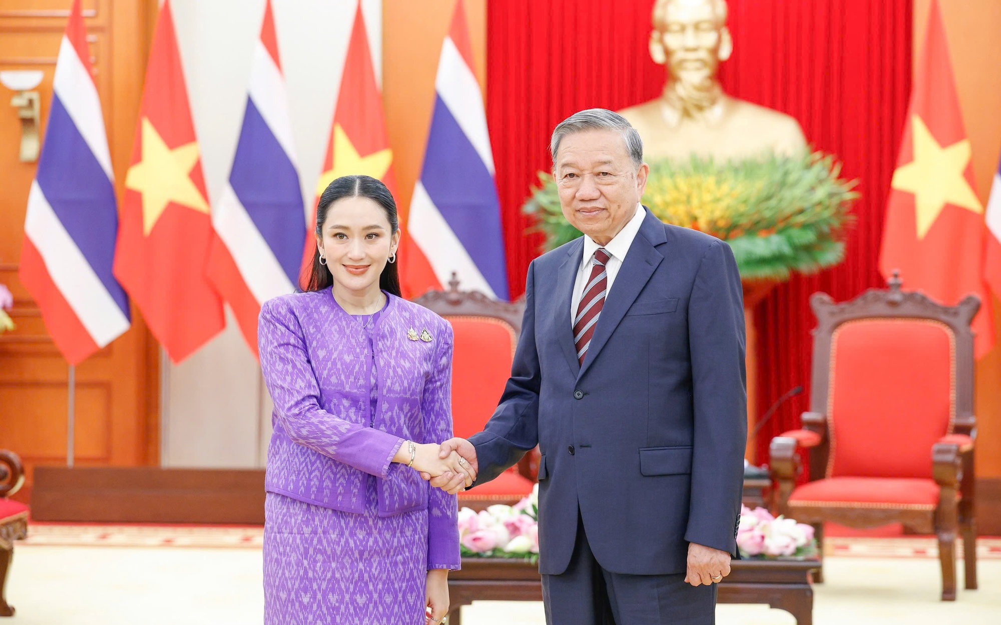Vietjet và Boeing ký thỏa thuận chuyển giao 50 máy bay Boeing 737 cho Vietjet Thái Lan- Ảnh 2.