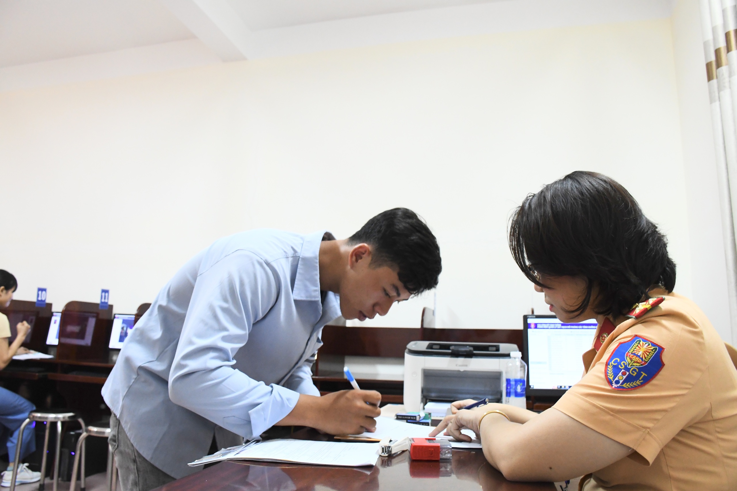 Hình ảnh Công an Đồng Nai lần đầu tổ chức kỳ thi sát hạch lái ô tô- Ảnh 10.