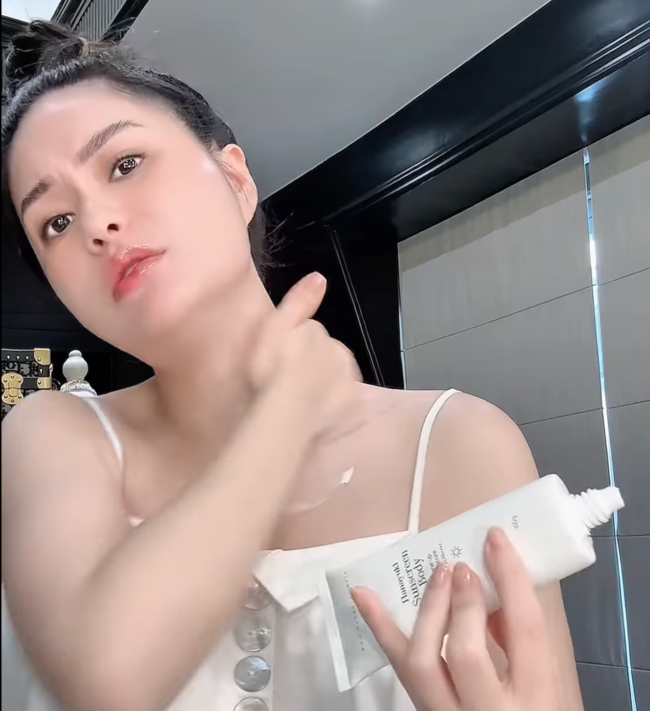 Mỹ phẩm do c&ocirc;ng ty chồng Đo&agrave;n Di Băng ph&acirc;n phối tiếp tục bị thu hồi- Ảnh 4.