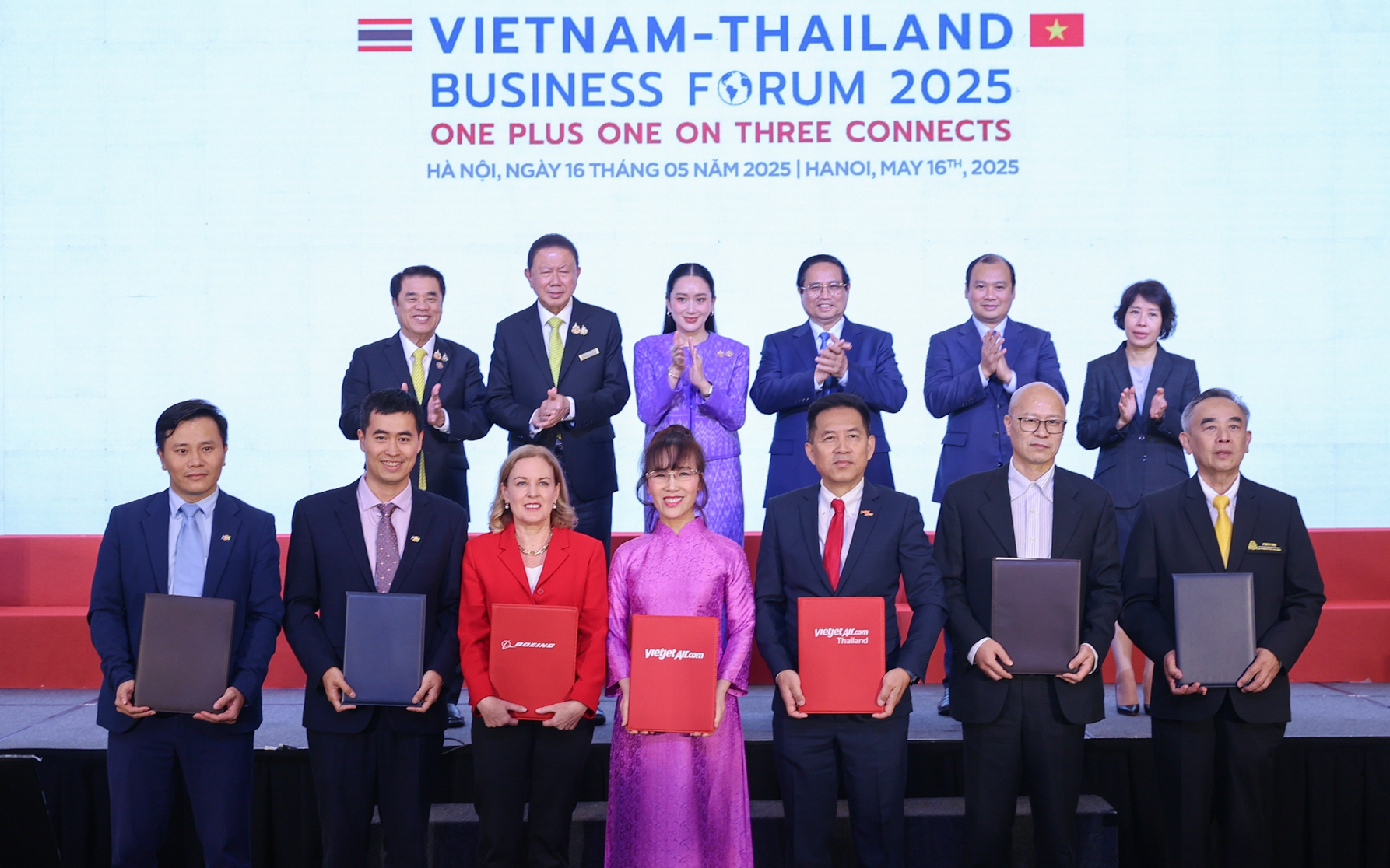 Vietjet và Boeing ký thỏa thuận chuyển giao 50 máy bay Boeing 737 cho Vietjet Thái Lan