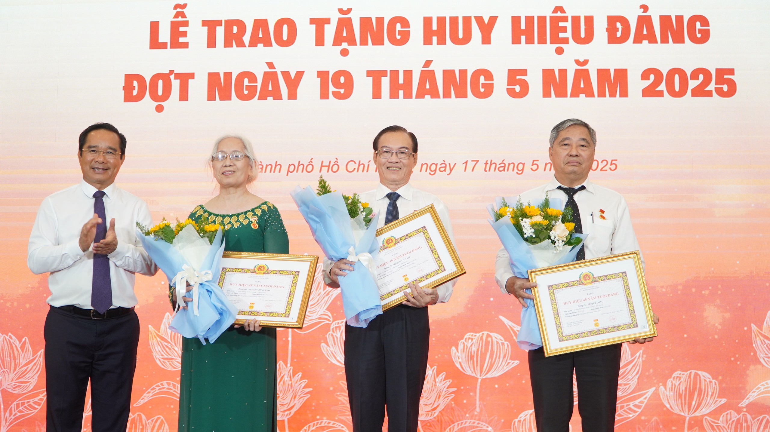 Học và làm theo Bác góp phần phát triển đơn vị, lan tỏa những giá trị tốt đẹp- Ảnh 1.