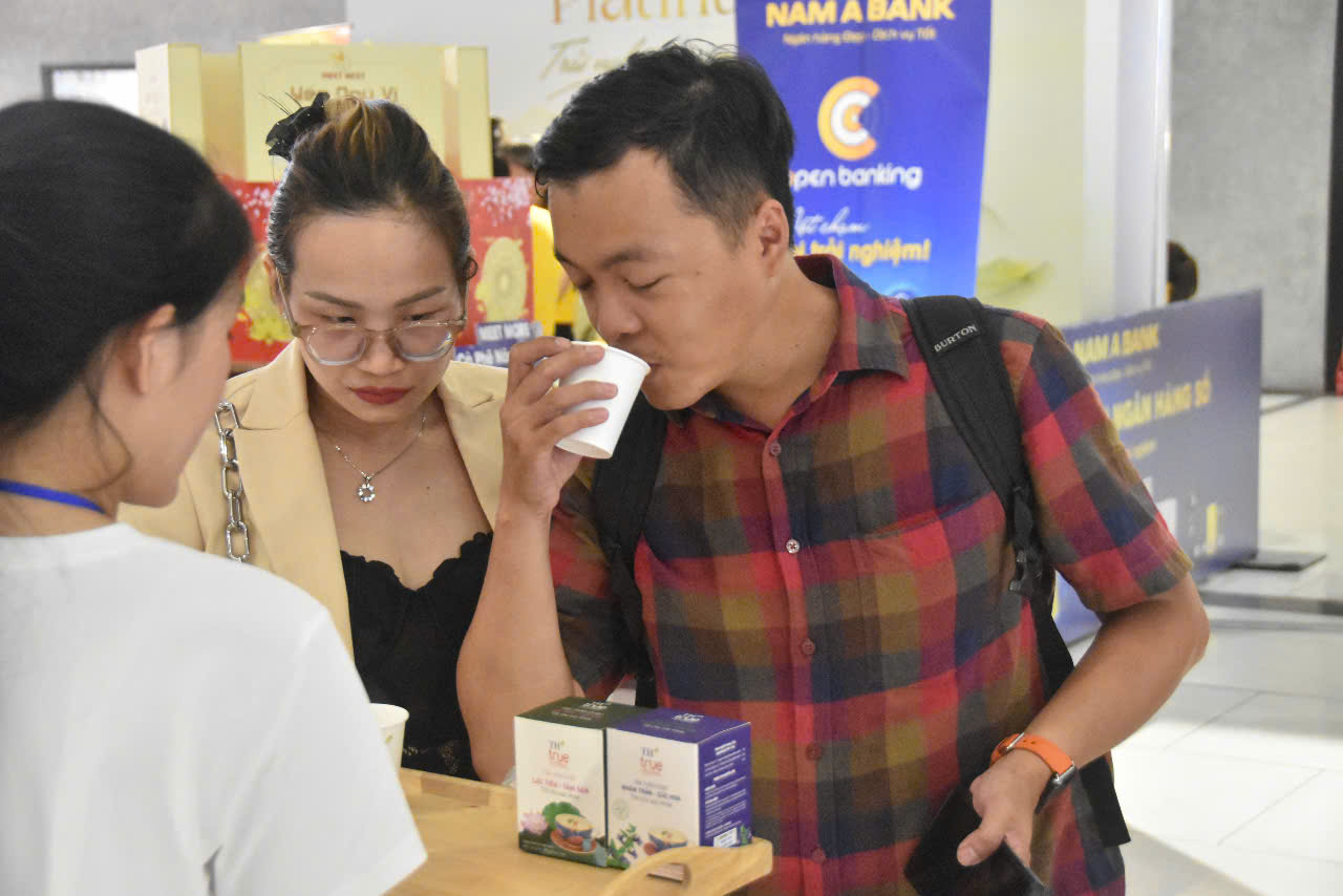Chương trình "Tôn vinh cà phê, trà Việt" sôi động trước giờ khai mạc- Ảnh 4.