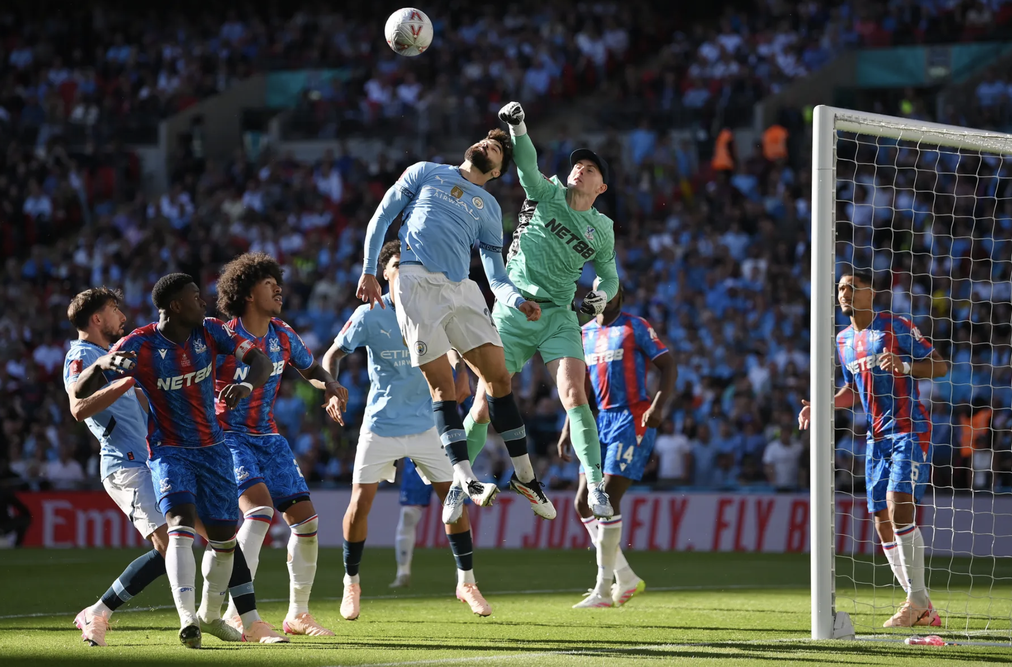Sao tuyển Anh lập c&ocirc;ng, Crystal Palace gi&agrave;nh FA Cup sau 119 năm- Ảnh 9.